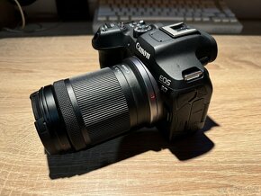 Canon EOS R7 + RF-S 18-150MM F/3.5-6.3 IS STM - 4