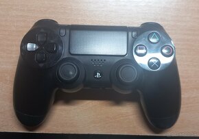 PS4 1000GB Black CUH-1216B - 4