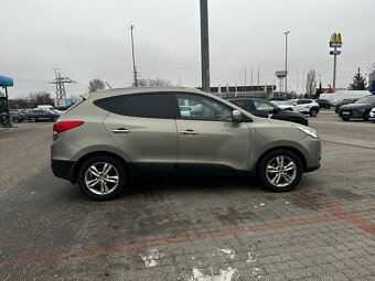 Hyundai ix35 2.0 CRDi - 4