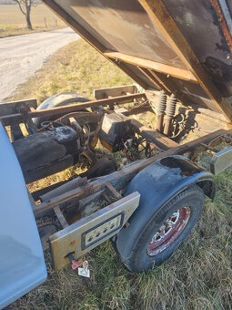 Nissan Datsun pick-up 1984  4x4 sklapač - 4