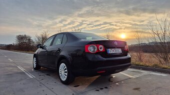 Volkswagen Jetta 1.9 TDI 77kw - 4