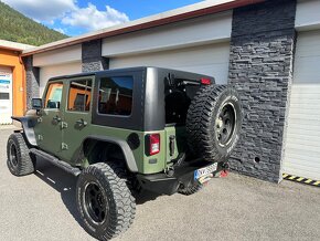 Jeep Wrangler 2,8crd JK Rubicon 6"lift Fox 35x12,5 - 4