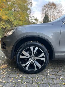 Volkswagen Touareg 3,0tdi 4x4 - 4