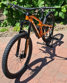 Trek Slash 9.8 XT Gen 5 M/L - 4