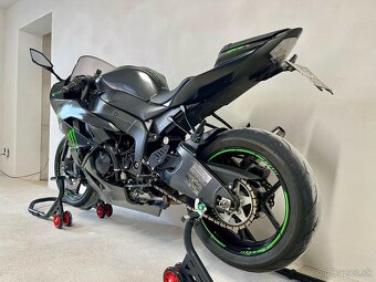 Kawasaki Ninja ZX6r - 4