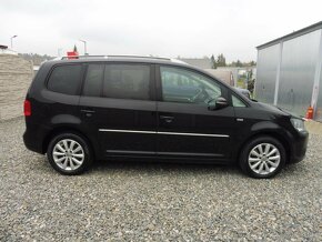 Volkswagen Touran 2.0TDi 140PS HIGHLINE/7MÍST/1A - 4