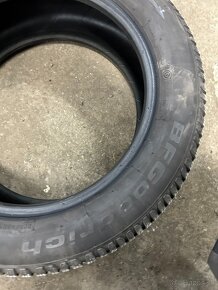 Predám zimné pneumatiky 205/55 R16 BFGoodrich g-ForceWinter2 - 4