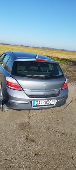 opel astra h - 4