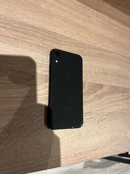 Iphone XR 64GB Cierny - 4