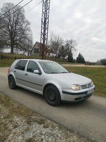 Golf 1.6 - 4