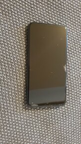 Samsung galaxy S10e - 4