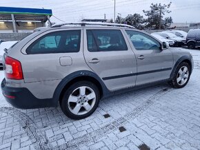 Predám Škoda Octavia Combi 2.0 TDI CR 4x4 Scout r.v.2012 - 4