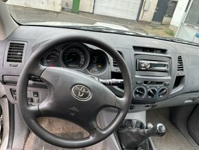 TOYOTA HILUX 2,5 DIESEL 4X4 KLÍMA - 4