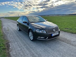 Volkswagen Passat 2.0 TDI Highline DSG - 4