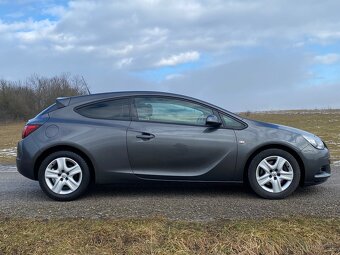 Predám Opel Astra J GTC 1.4 Turbo - 4