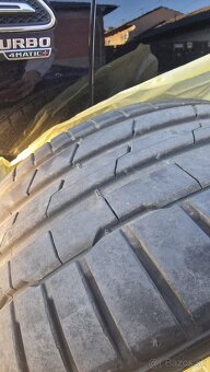 Pneu 265/30 R22 - 4