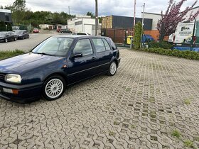 Volkswagen Golf VR6 - 4