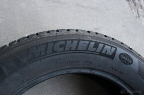 MICHELIN...7MM..ZIMNA..SADA..225/60 r18.../Záťažové/..7mm - 4