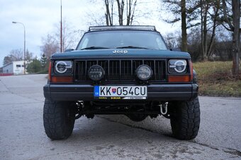 Jeep cherokee xj - 4