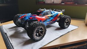 Traxxas Rustler 4x4 VXL - 4