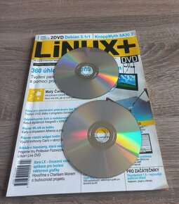 PC časopisy : PC Revue, PC space,Linux,PC world - 4