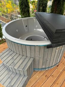 Hottub, drevený kúpací sud - 4