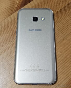 Samsung Galaxy A3 (2017) TOP stav - 4