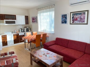 Priestranný a slnečný apartmán 250 m od termálneho kúpaliska - 4