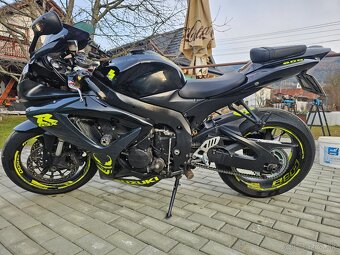 Suzuki GSXR 600 A2 - 4