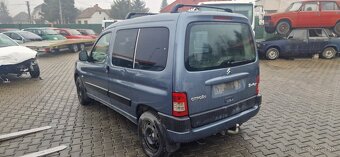 Lacno rozpredám Citroen Berlingo 2002-2008 na náhradné diely - 4