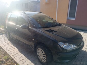 Predam Peugeot 206 na náhradné diely - 4