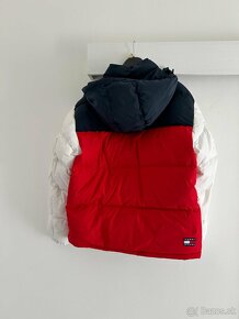 Tommy Hilfiger zimná bunda veľkosť L - 4