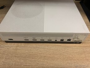 Xbox one s 1tb - 4