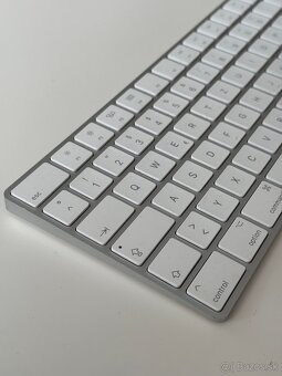 Apple Magic Keyboard s numerickou klavesnicou - 4