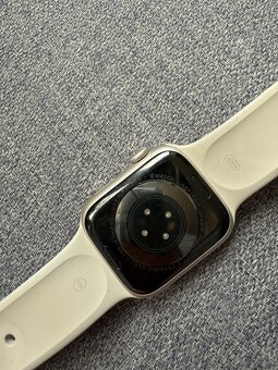 Apple WATCH 8 starlight aluminum - 4