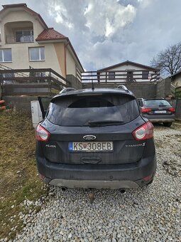 Ford Kuga Titánium S - 4