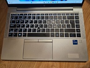 HP elitebook 840 G8 s i5-1135G7 - 4