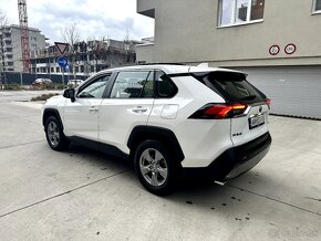 Toyota RAV4 2.5 Hybrid e-CVT Business edícia FWD - 4