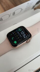 Apple Watch 4 40mm Gold Pink Sand Sport - 4