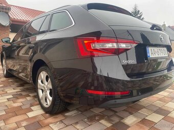 Škoda Superb 2.0TDI Style 110kw DSG - 4