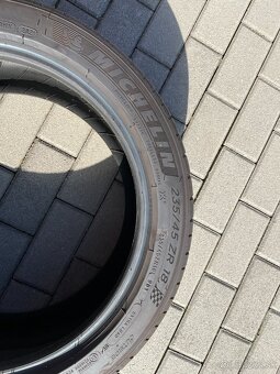 Michelin PILOT SPORT 4, 235/45 ZR 18  98Y - 4