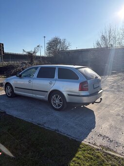 Škoda Octavia 2.0TDi DSG Elegance 2006 - 4