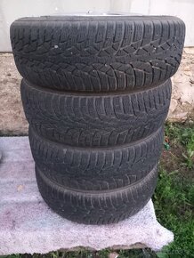 Zimne pneumatiky plus disky 195/65R15 - 4