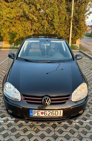 VW Golf 5 - 4