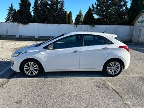 Hyundai i30 CRDi - 4