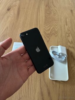 iPhone SE 2020 64 gb Black - komplet príslušenstvo, záruka - 4