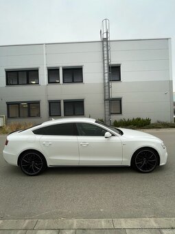 Audi A5 2,0 TDI Quattro S-line - 4