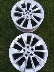 5x112 r18 orig Škoda Karoq,Superb BRAGA - 4