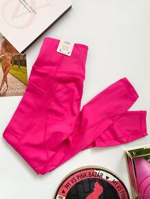 Victoria’s Secret ružove srdiečkove legíny XS - 4