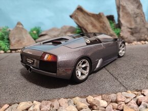 prodám model 1:18 lamborghini murcielago roadster Autoart - 4